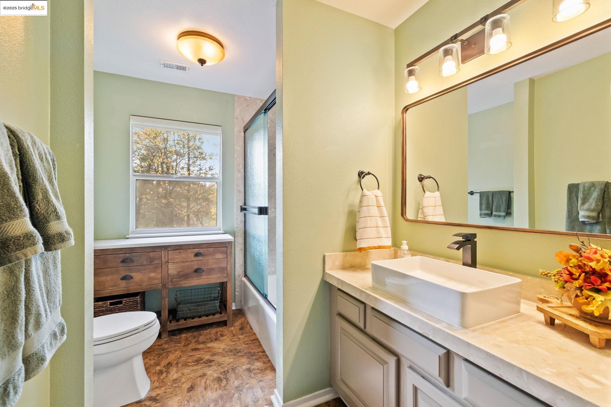 18080 Little Fuller Road Twain Harte, CA 95383 - Photo 21 of 40 Full bath featuring vanity and shower / bath combination with glass door