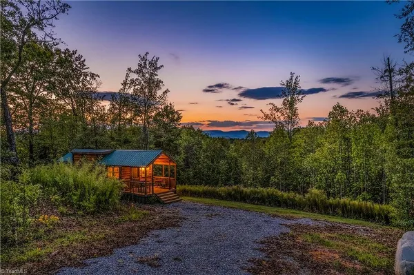 $195,000 | 1136 Bauguess Mill Road, Traphill, NC 28685