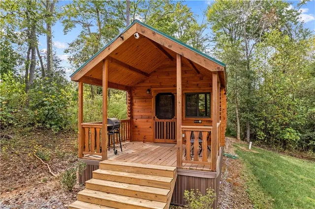 $195,000 | 1136 Bauguess Mill Road, Traphill, NC 28685