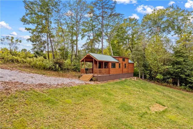 $195,000 | 1136 Bauguess Mill Road, Traphill, NC 28685