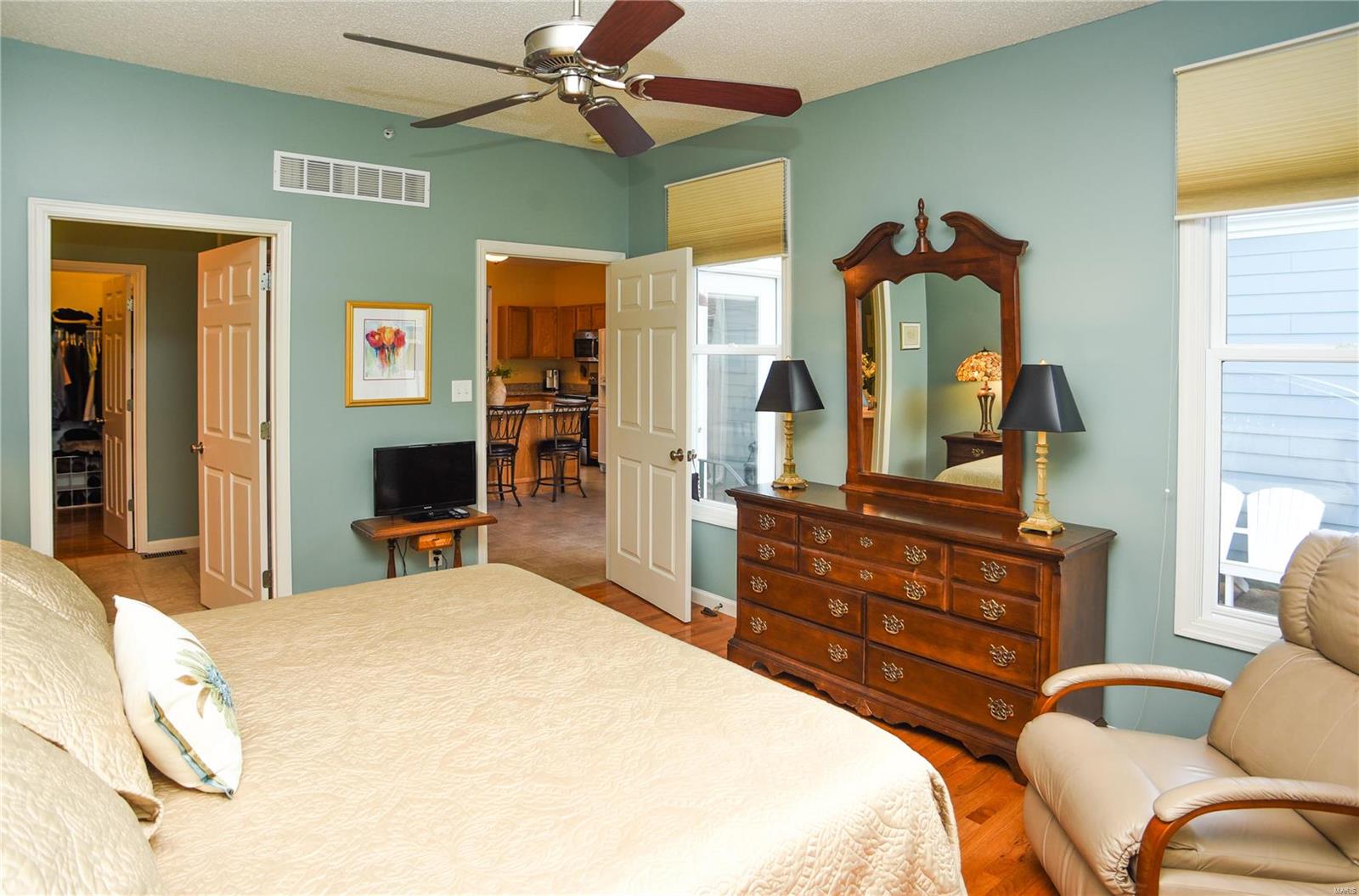 3208 Rue Royale Way St. Charles, MO 63301 - Photo 14 of 31 Gallery Image 14