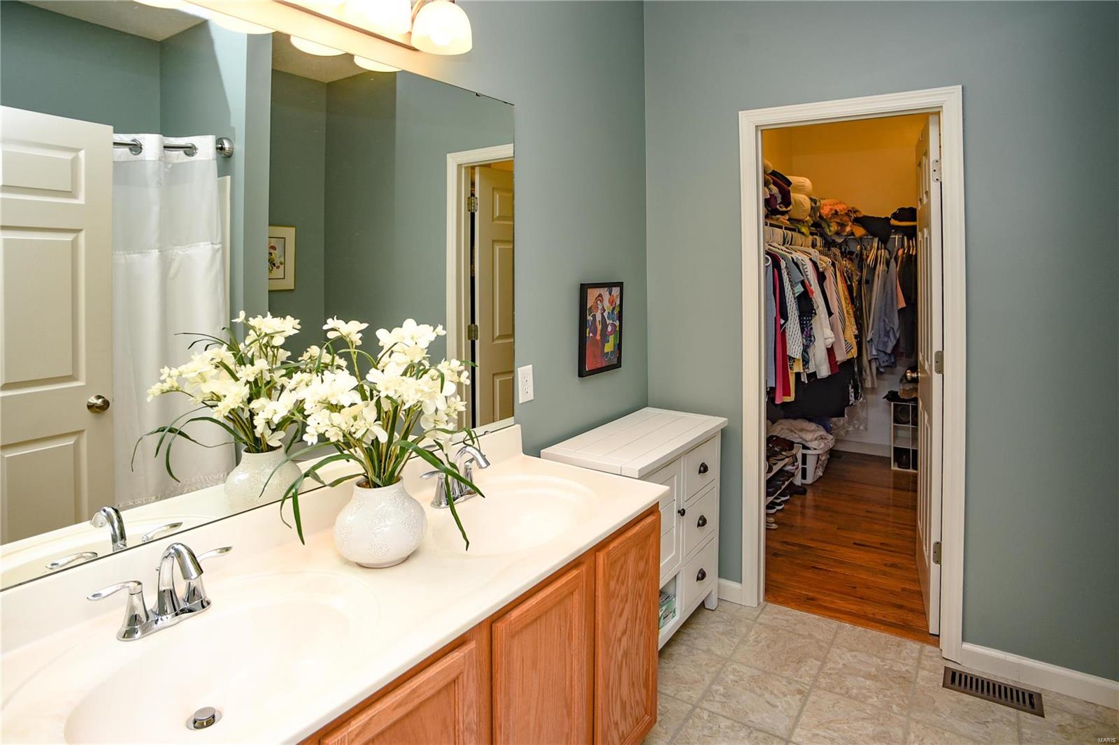 3208 Rue Royale Way St. Charles, MO 63301 - Photo 15 of 31 Gallery Image 15