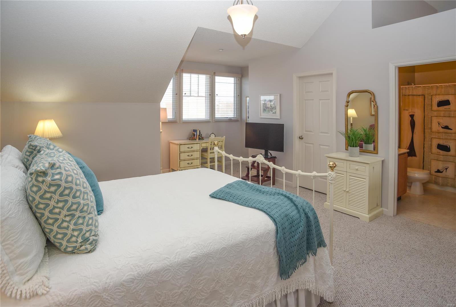 3208 Rue Royale Way St. Charles, MO 63301 - Photo 20 of 31 Gallery Image 20