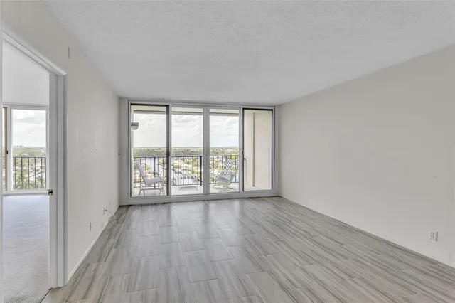 $549,000 | 521 North Riverside Drive, Unit 1004, Pompano Beach, FL 33062