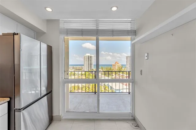 $549,000 | 521 North Riverside Drive, Unit 1004, Pompano Beach, FL 33062