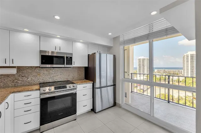 $549,000 | 521 North Riverside Drive, Unit 1004, Pompano Beach, FL 33062