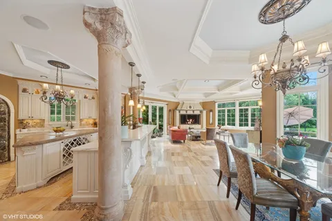 $3,495,000 | 1031 Barrys Court, Lake Forest, IL 60045