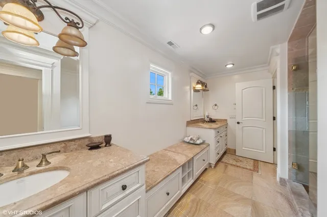 $3,495,000 | 1031 Barrys Court, Lake Forest, IL 60045