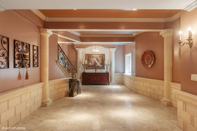 $3,495,000 | 1031 Barrys Court, Lake Forest, IL 60045