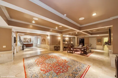 $3,495,000 | 1031 Barrys Court, Lake Forest, IL 60045
