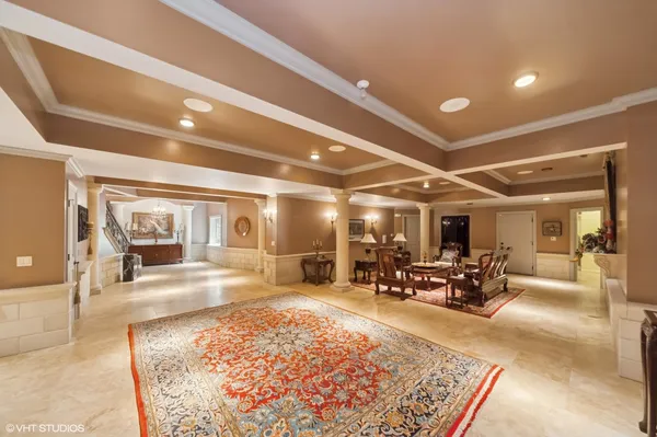 $3,495,000 | 1031 Barrys Court, Lake Forest, IL 60045