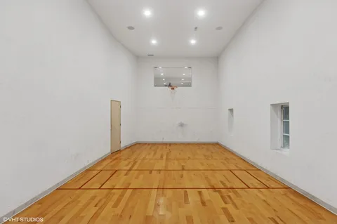 $3,495,000 | 1031 Barrys Court, Lake Forest, IL 60045