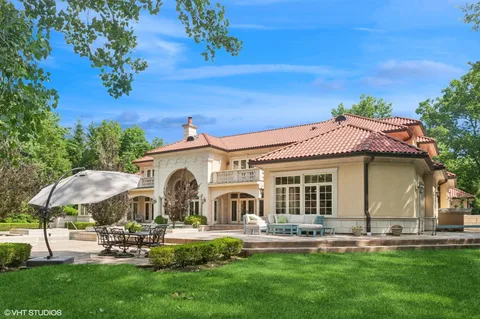 $3,495,000 | 1031 Barrys Court, Lake Forest, IL 60045