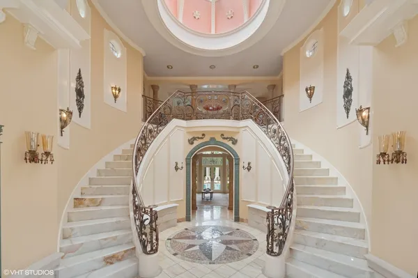 $3,495,000 | 1031 Barrys Court, Lake Forest, IL 60045