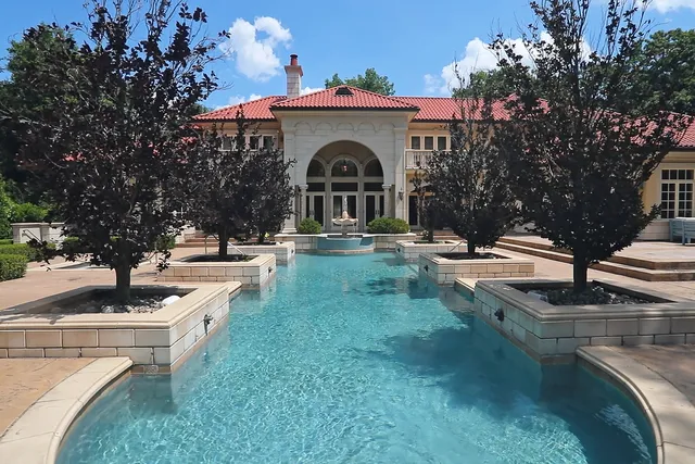 $3,495,000 | 1031 Barrys Court, Lake Forest, IL 60045