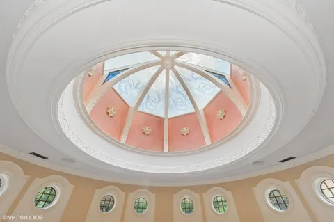 $3,495,000 | 1031 Barrys Court, Lake Forest, IL 60045