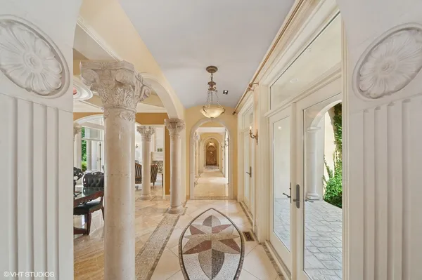 $3,495,000 | 1031 Barrys Court, Lake Forest, IL 60045