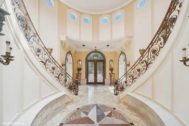 $3,495,000 | 1031 Barrys Court, Lake Forest, IL 60045