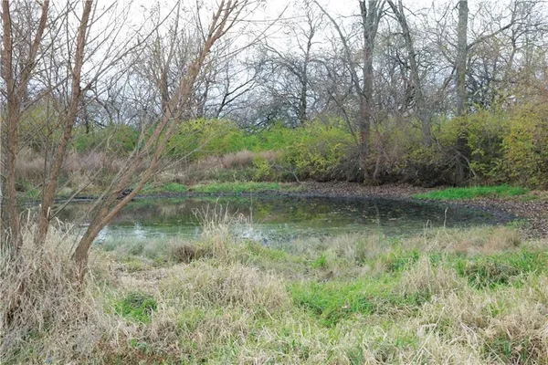 $546,000 | 710 Southeast State Hwy Pp, Leeton, MO 64761