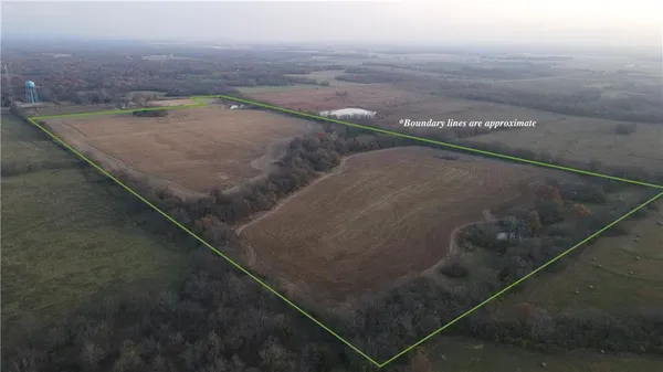 $546,000 | 710 Southeast State Hwy Pp, Leeton, MO 64761