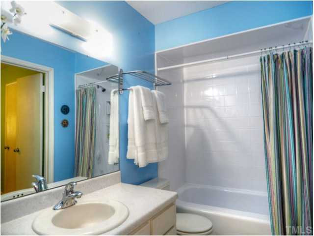 6375 New Market Way Raleigh, NC 27615 - Photo 15 of 20 Bathroom