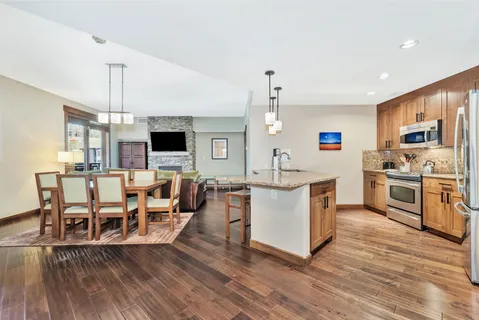 $995,000 | 1175 Bangtail Way, Unit 4103, Steamboat Springs, CO 80487