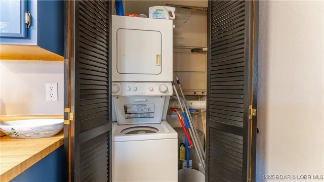 $155,000 | 191 Southwood Shores Circle, Unit 2B, Lake Ozark, MO 65049