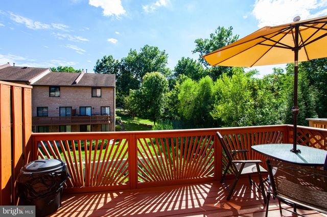 $305,000 | 1747 West Chester Pike, Unit 40, Havertown, PA 19083