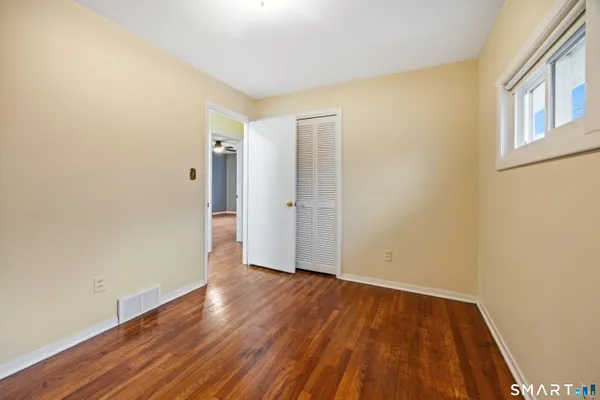 $485,000 | 104 Laurel Terrace, Cheshire, CT 06410