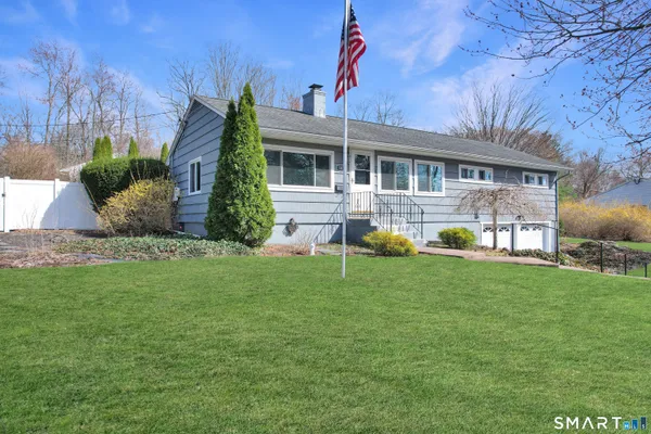 $485,000 | 104 Laurel Terrace, Cheshire, CT 06410