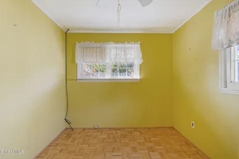 $165,000 | 20 Arthur Drive, Albany, NY 12208