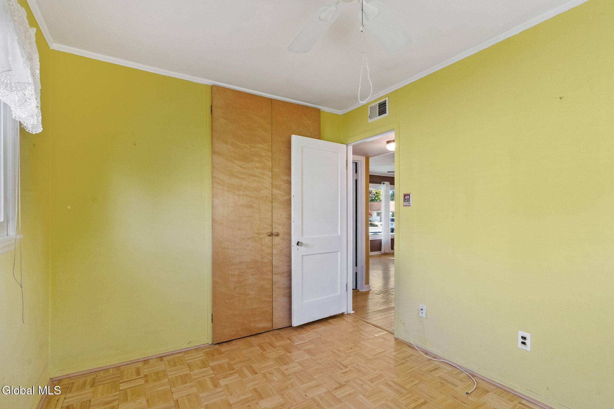 20 Arthur Drive Albany, NY 12208 - Photo 16 of 32 16