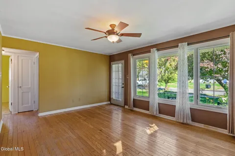 $165,000 | 20 Arthur Drive, Albany, NY 12208