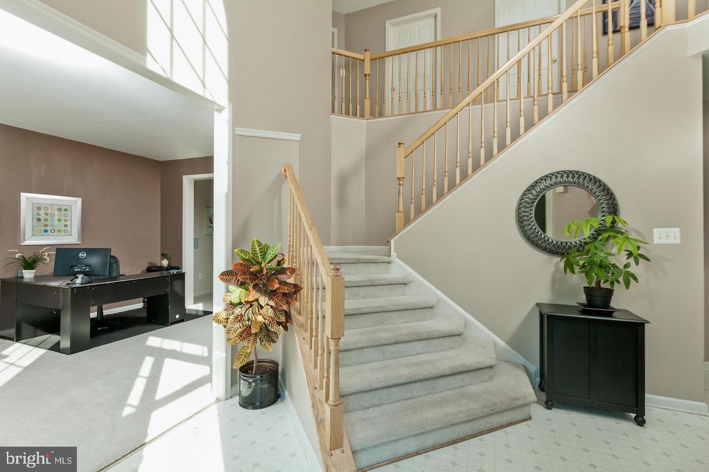 2128 Walnut Ridge Court Frederick, MD 21702 - Photo 2 of 29 Gallery Image 2