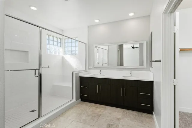 $5,250 | 814 Beacon, Irvine, CA 92618