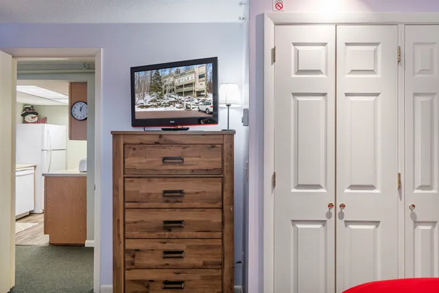 $360,000 | 220 Mountainside Drive, Unit E203, Stowe, VT 05672