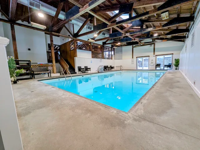 $360,000 | 220 Mountainside Drive, Unit E203, Stowe, VT 05672