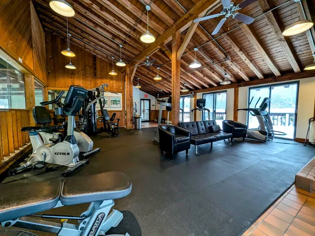 $360,000 | 220 Mountainside Drive, Unit E203, Stowe, VT 05672