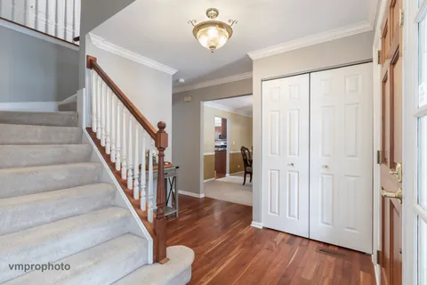 $699,900 | 246 Montclair Road, Vernon Hills, IL 60061