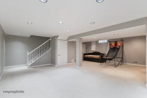 a view of livingroom with furniture and white walls