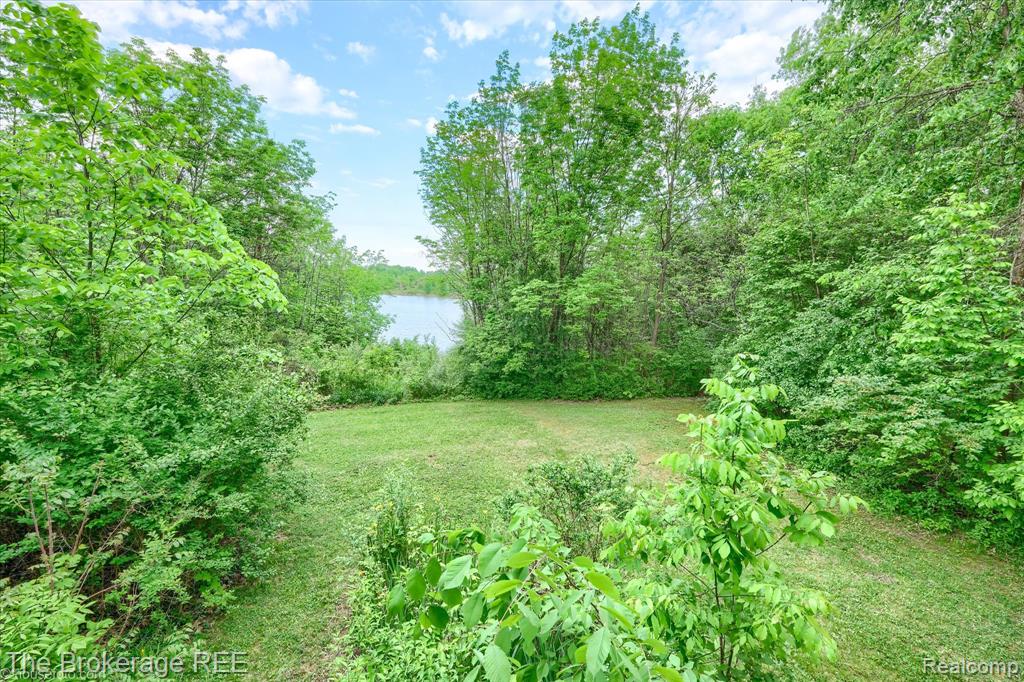 1077 Hadley Road Lapeer, MI 48446 - Photo 53 of 61