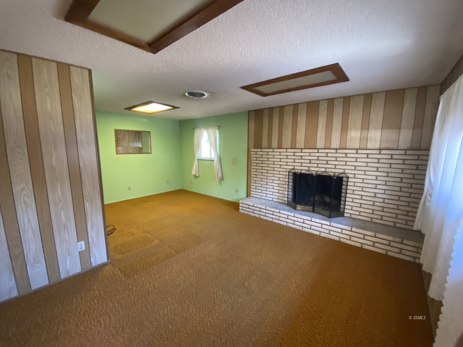 324 Traci Lane Ridgecrest, CA 93555 - Photo 7 of 20