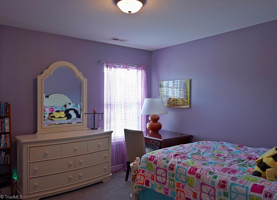 833 Hedgepath Terrace High Point, NC 27265 - Photo 14 of 20 Gallery Image 14