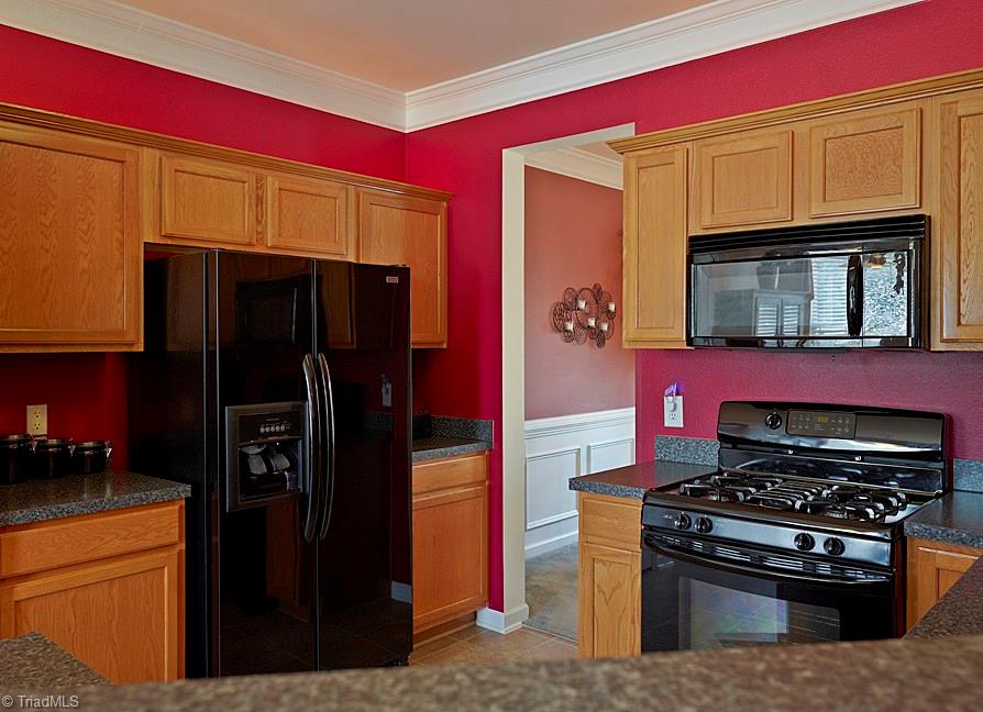 833 Hedgepath Terrace High Point, NC 27265 - Photo 6 of 20 Gallery Image 6