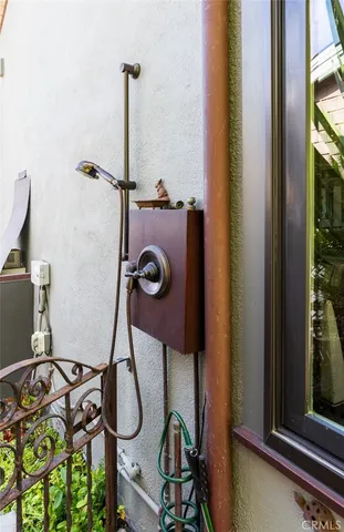 $3,395,000 | 530 High Drive, Laguna Beach, CA 92651