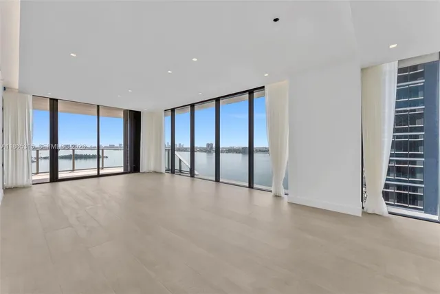 $2,881,000 | 700 Northeast 24th Street, Unit 1207, Miami, FL 33137