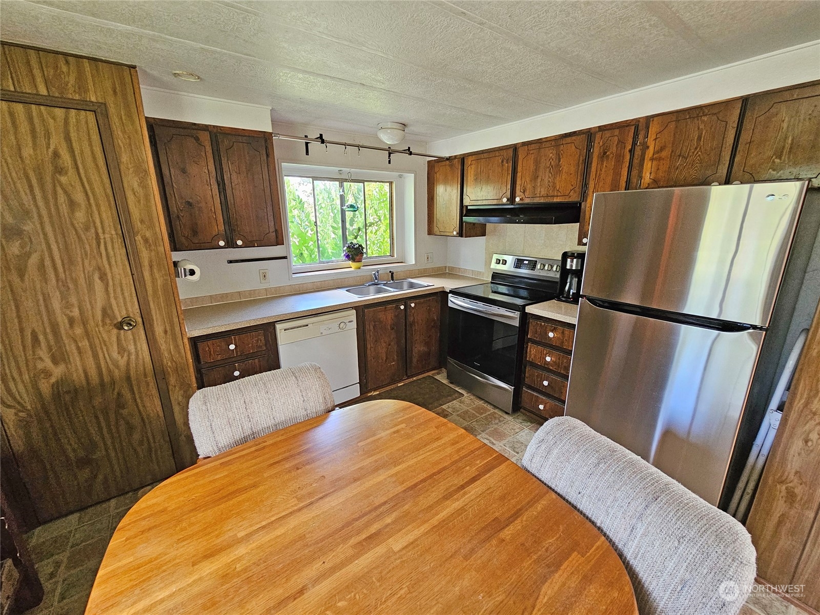 18125 Albany Street Southwest Rochester, WA 98579 - Photo 17 of 21