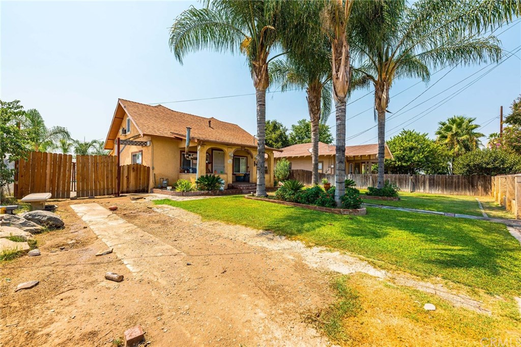3850 Roosevelt Street Riverside, CA 92503 - Photo 5 of 21