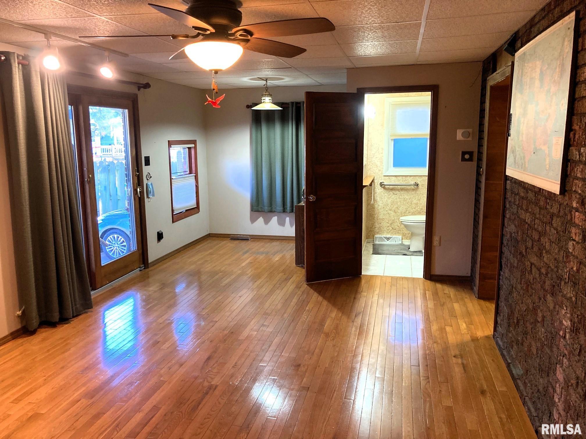 818 South Walnut Street Springfield, IL 62704 - Photo 21 of 35