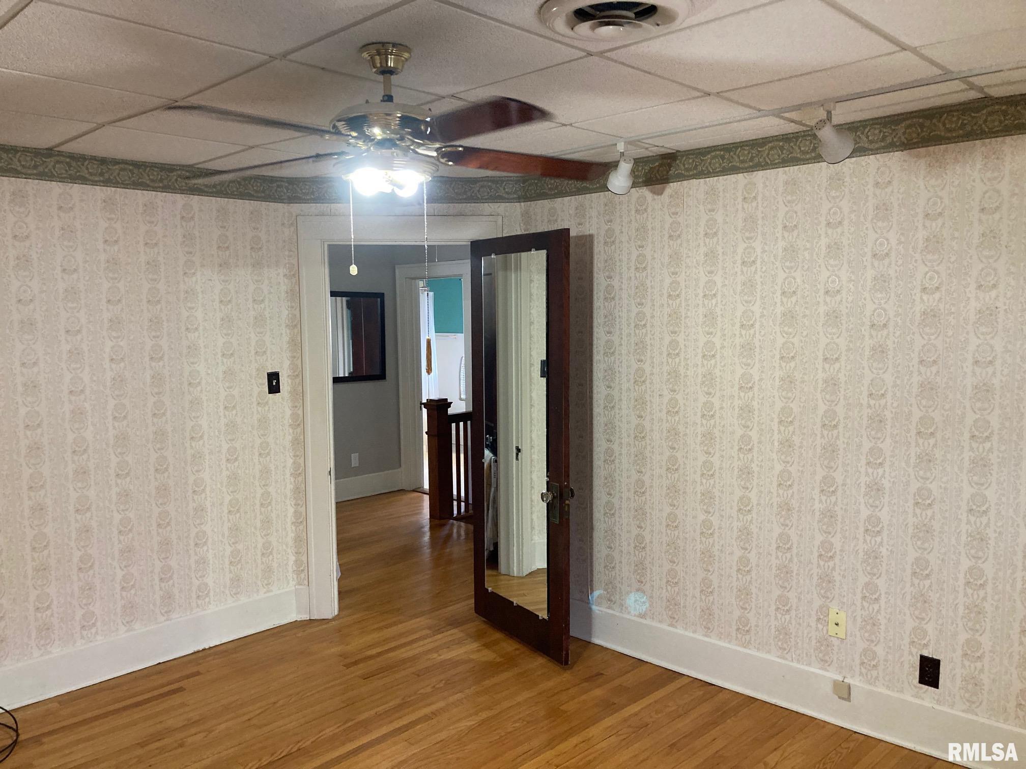 818 South Walnut Street Springfield, IL 62704 - Photo 31 of 35